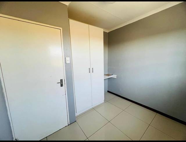 3 BEDROOM APARTMENT FOR SALE IN VORNA VALLEY